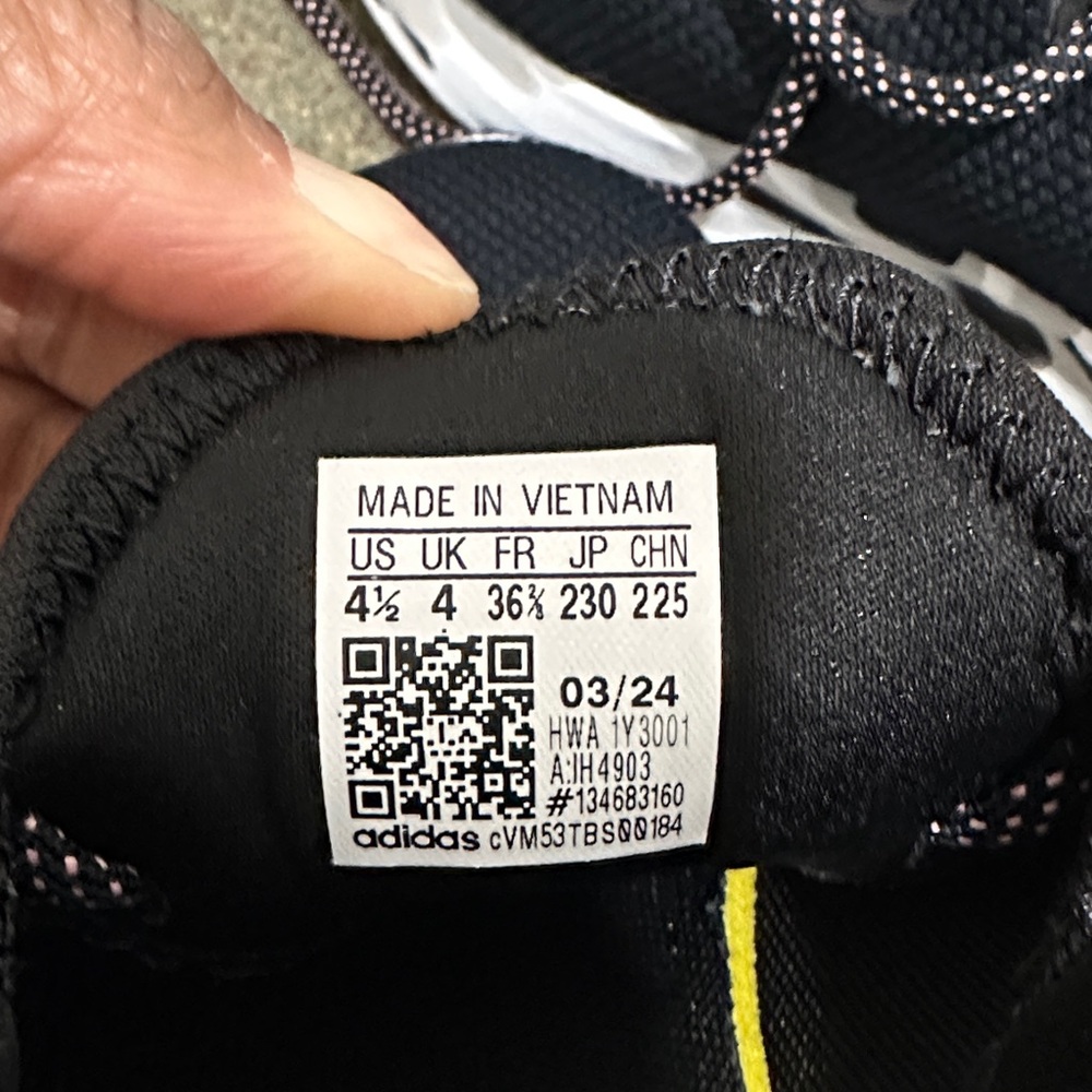 Adidas Black and White Patterned Sneakers - Picture 4 of 5